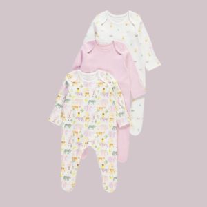 baby sleepsuit