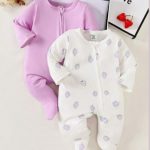 baby sleepsuit