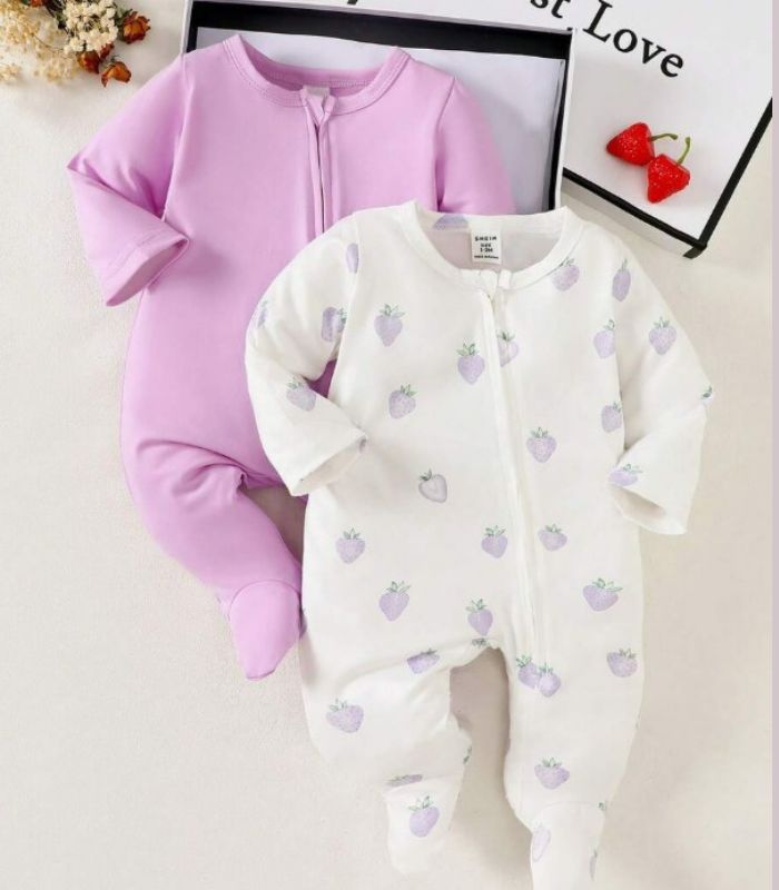 baby sleepsuit