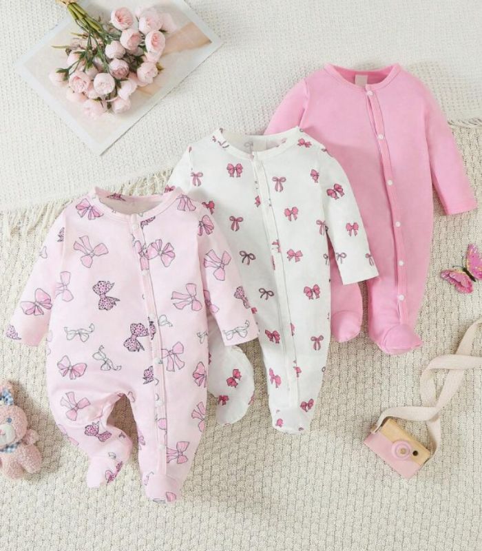 baby sleepsuit