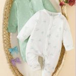 baby sleepsuit