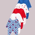 baby sleepsuit