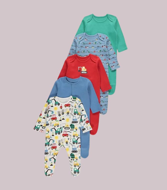 baby sleepsuit