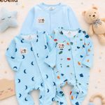 baby sleepsuit
