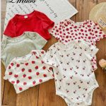 baby bodysuit