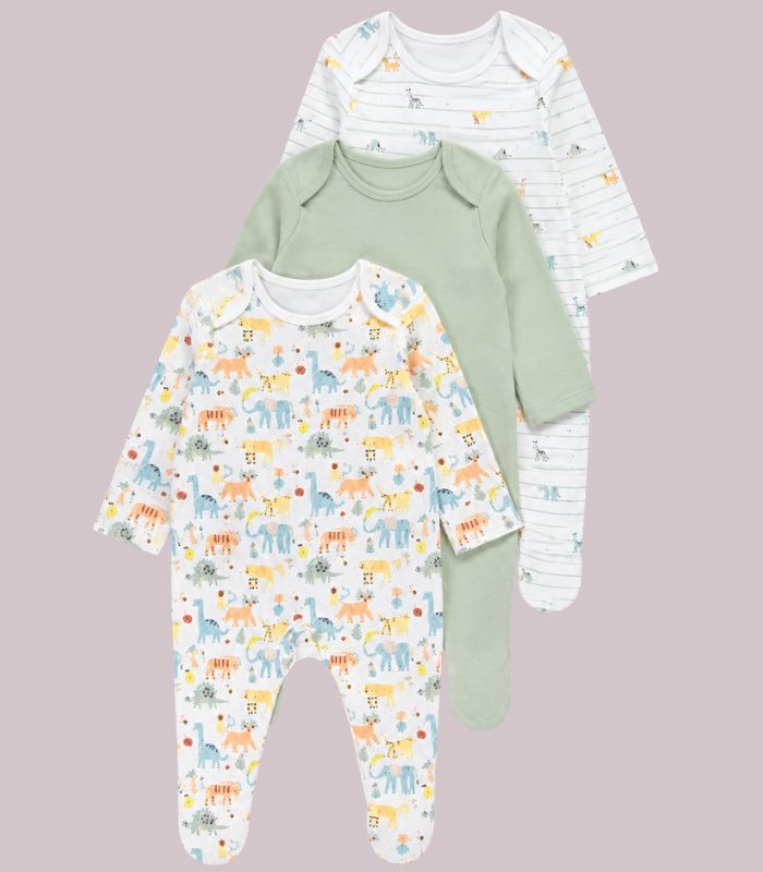 baby sleepsuit