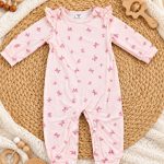 baby sleepsuit