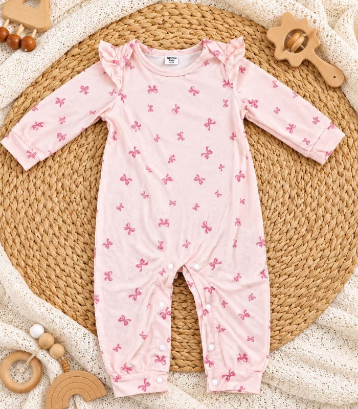 baby sleepsuit