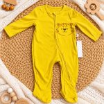 baby sleepsuit